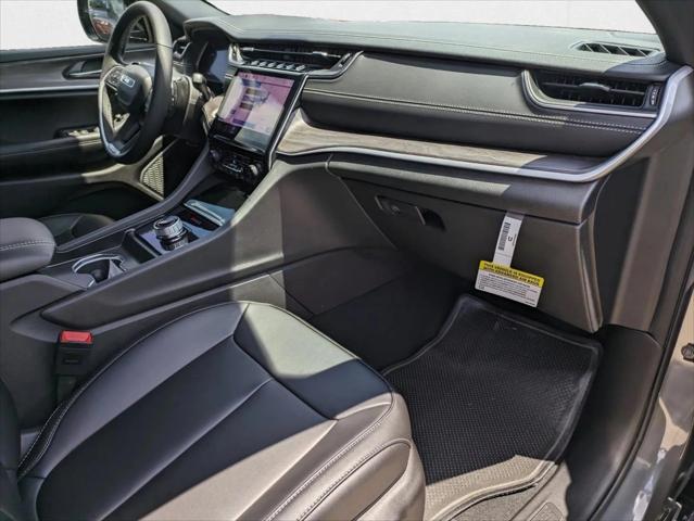 2025 Jeep Grand Cherokee Limited 4x2