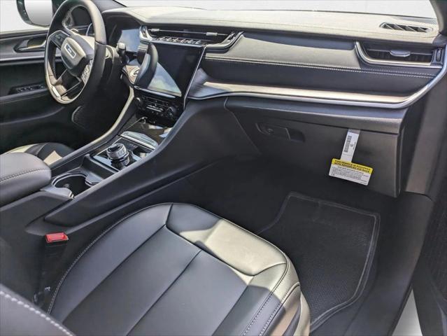 2025 Jeep Grand Cherokee Limited 4x2