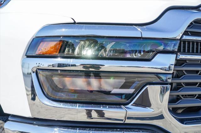 2025 RAM Ram 2500 RAM 2500 TRADESMAN CREW CAB 4X4 64 BOX