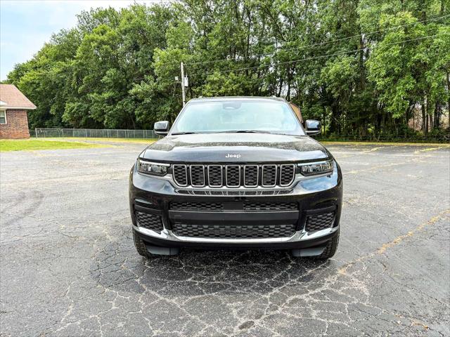 2025 Jeep Grand Cherokee GRAND CHEROKEE L LAREDO X 4X4