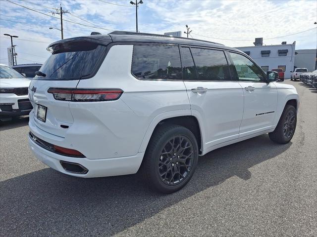 2025 Jeep Grand Cherokee GRAND CHEROKEE L SUMMIT 4X4