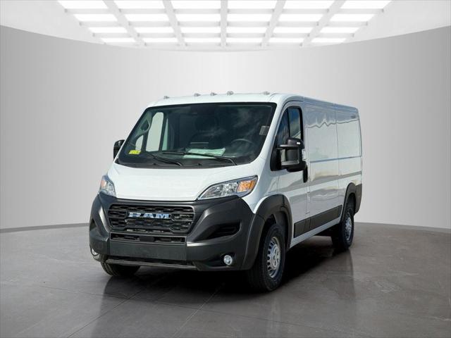 2025 RAM Ram ProMaster RAM PROMASTER 1500 TRADESMAN CARGO VAN LOW ROOF 136 WB