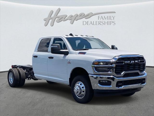 2025 RAM Ram 3500 Chassis Cab RAM 3500 TRADESMAN CREW CAB CHASSIS 4X4 60 CA 2025 RAM Ram 3500 Chassis Cab RAM 3500 TRADESMAN CREW CAB CHASSIS 4X4 60 CA