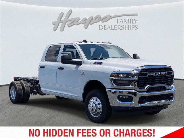 2025 RAM Ram 3500 Chassis Cab RAM 3500 TRADESMAN CREW CAB CHASSIS 4X4 60 CA