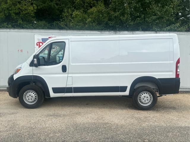 2025 Ram ProMaster Cargo Van Tradesman Low Roof 136" WB w/Pass Seat