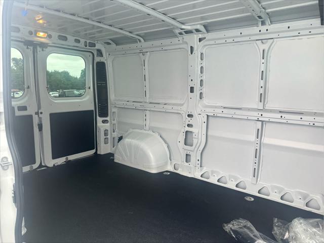 2025 Ram ProMaster Cargo Van Tradesman Low Roof 136" WB w/Pass Seat