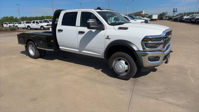 2025 RAM Ram 5500 Chassis Cab RAM 5500 TRADESMAN CHASSIS CREW CAB 4X4 60 CA