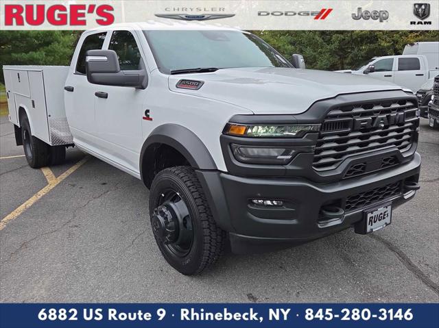 2025 RAM Ram 5500 Chassis Cab RAM 5500 TRADESMAN CHASSIS CREW CAB 4X4 60 CA