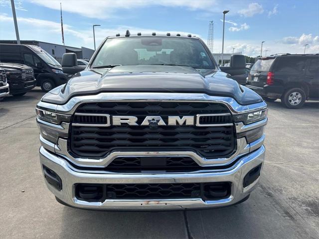 2025 RAM Ram 2500 RAM 2500 TRADESMAN CREW CAB 4X2 64 BOX