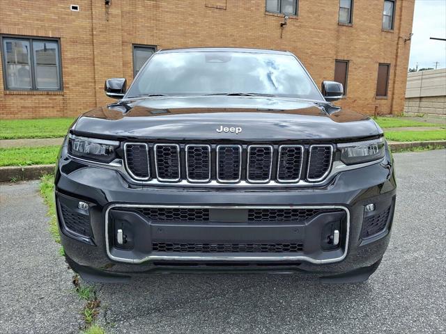 2025 Jeep Grand Cherokee GRAND CHEROKEE OVERLAND 4X4