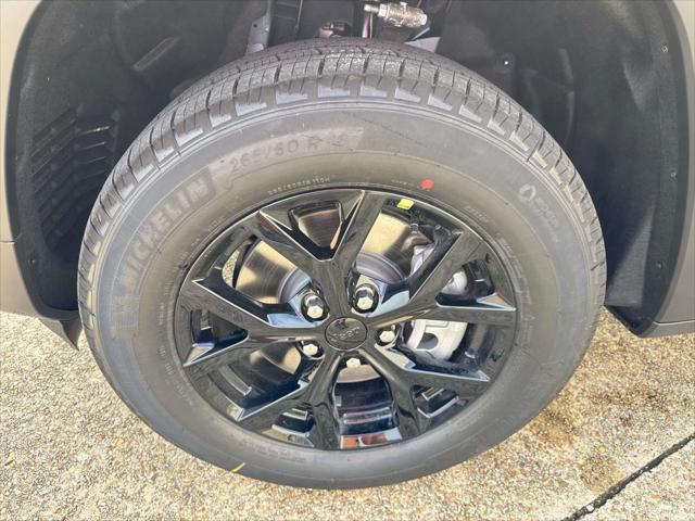 2025 Jeep Grand Cherokee GRAND CHEROKEE L ALTITUDE 4X2