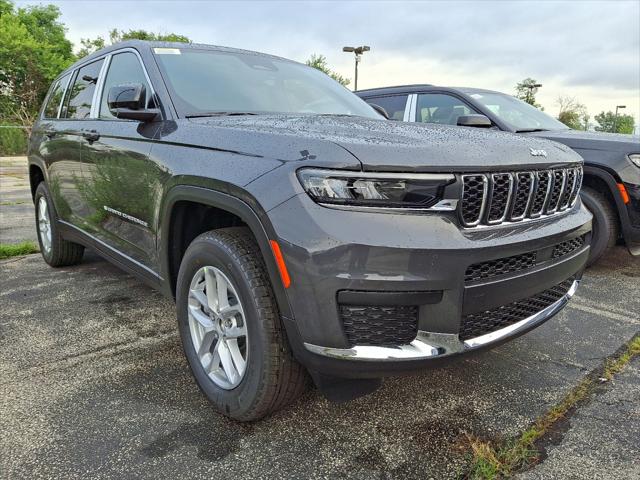 2025 Jeep Grand Cherokee GRAND CHEROKEE L LAREDO X 4X4