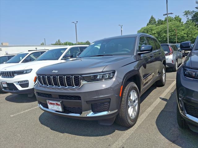 2025 Jeep Grand Cherokee GRAND CHEROKEE L LAREDO X 4X4