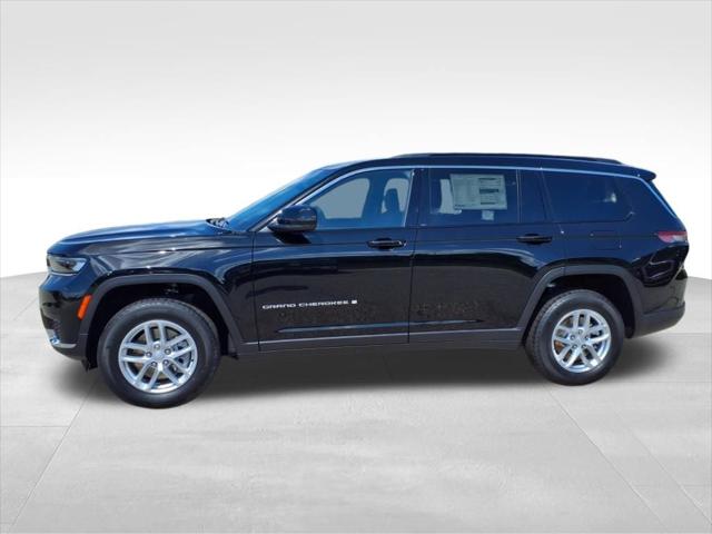 2025 Jeep Grand Cherokee GRAND CHEROKEE L LAREDO 4X4
