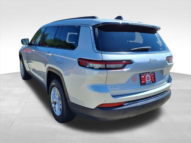 2025 Jeep Grand Cherokee Laredo 4x4