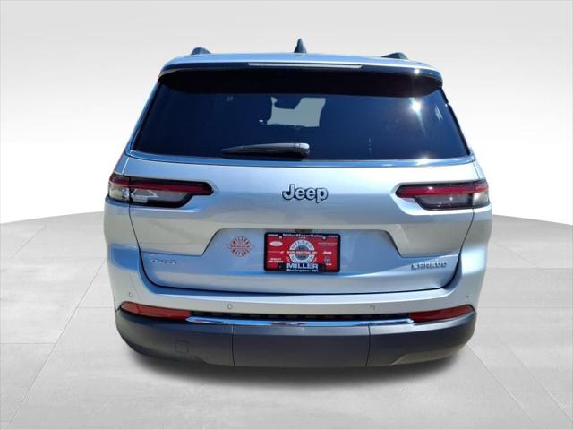 2025 Jeep Grand Cherokee Laredo 4x4