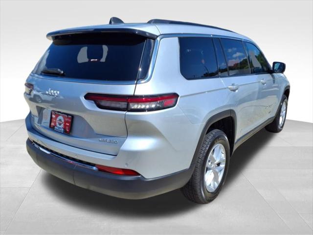 2025 Jeep Grand Cherokee Laredo 4x4