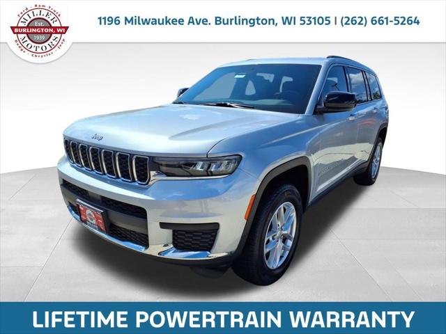 2025 Jeep Grand Cherokee Laredo 4x4 for sale in Burlington, WI
