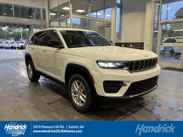 2025 Jeep Grand Cherokee GRAND CHEROKEE LAREDO X 4X4