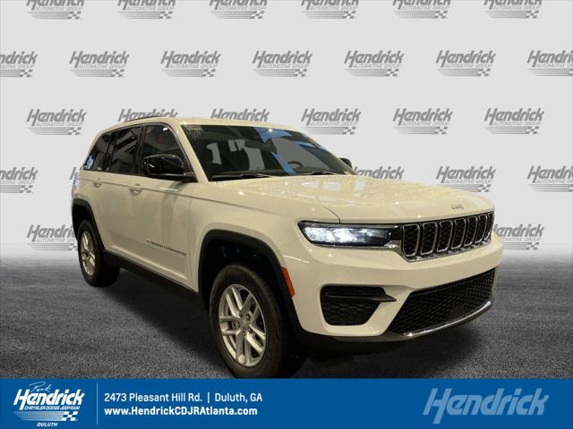2025 Jeep Grand Cherokee GRAND CHEROKEE LAREDO X 4X4