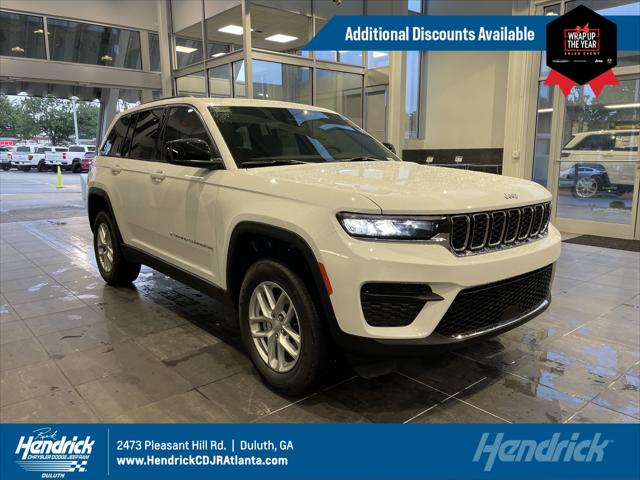 2025 Jeep Grand Cherokee GRAND CHEROKEE LAREDO X 4X4