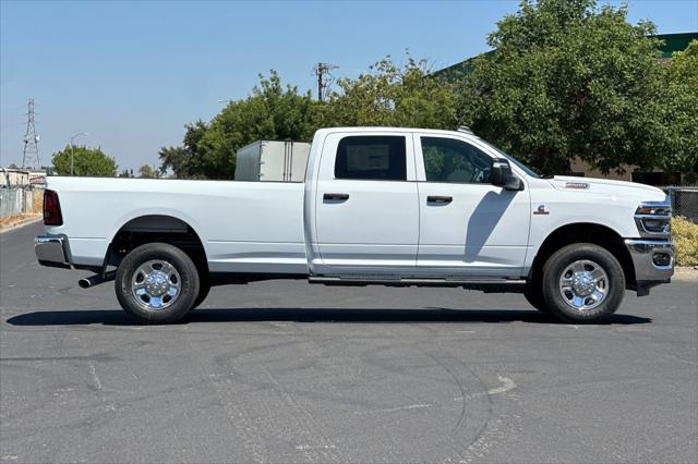 2025 RAM Ram 2500 RAM 2500 TRADESMAN CREW CAB 4X4 8 BOX