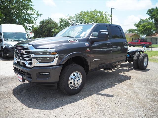 2025 RAM Ram 3500 Chassis Cab RAM 3500 BIG HORN CREW CAB CHASSIS 4X4 60 CA
