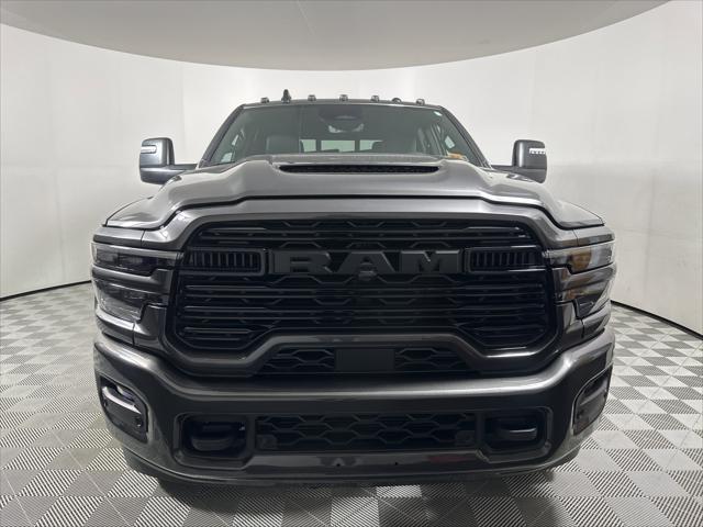 2025 RAM Ram 3500 RAM 3500 LARAMIE CREW CAB 4X4 8 BOX 2025 RAM Ram 3500 RAM 3500 LARAMIE CREW CAB 4X4 8 BOX