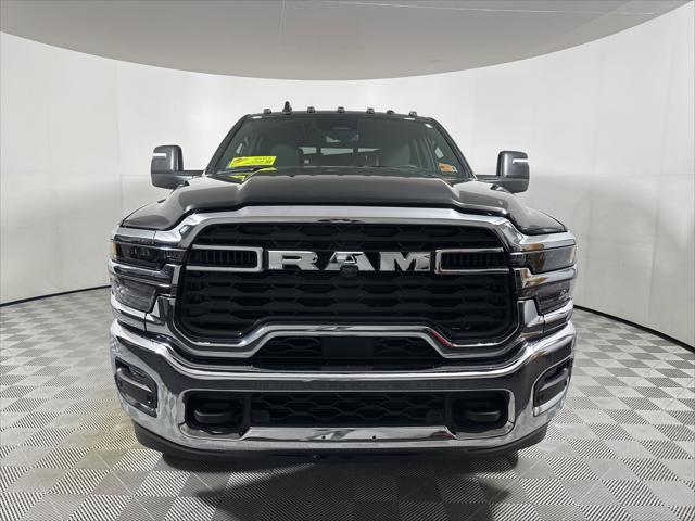 2025 RAM Ram 2500 RAM 2500 TRADESMAN CREW CAB 4X4 64 BOX 2025 RAM Ram 2500 RAM 2500 TRADESMAN CREW CAB 4X4 64 BOX