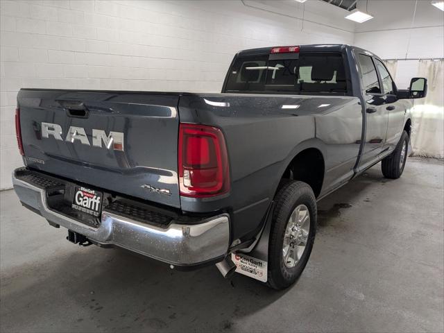 2025 RAM Ram 3500 RAM 3500 BIG HORN CREW CAB 4X4 8 BOX 2025 RAM Ram 3500 RAM 3500 BIG HORN CREW CAB 4X4 8 BOX