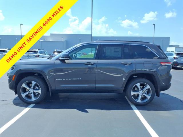 2025 Jeep Grand Cherokee GRAND CHEROKEE LIMITED 4X4