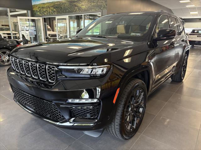 2025 Jeep Grand Cherokee GRAND CHEROKEE SUMMIT RESERVE 4X4