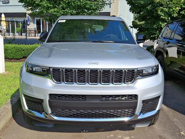 2025 Jeep Grand Cherokee GRAND CHEROKEE L LAREDO X 4X4