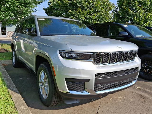 2025 Jeep Grand Cherokee GRAND CHEROKEE L LAREDO X 4X4