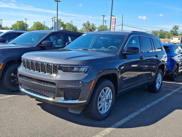 2025 Jeep Grand Cherokee GRAND CHEROKEE L LAREDO X 4X4