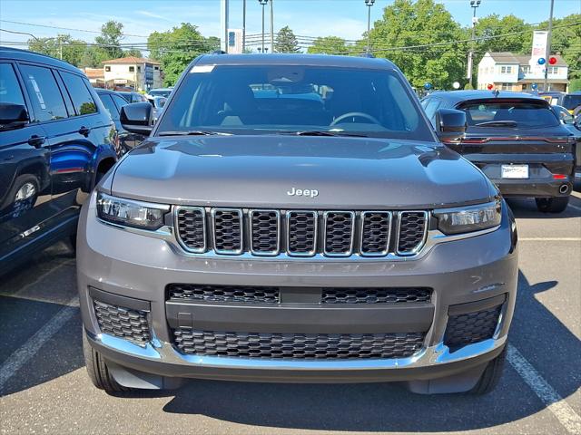 2025 Jeep Grand Cherokee GRAND CHEROKEE L LAREDO X 4X4