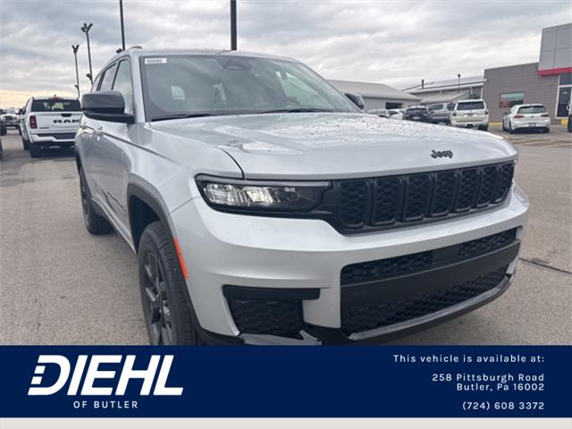 2025 Jeep Grand Cherokee GRAND CHEROKEE L ALTITUDE X 4X4