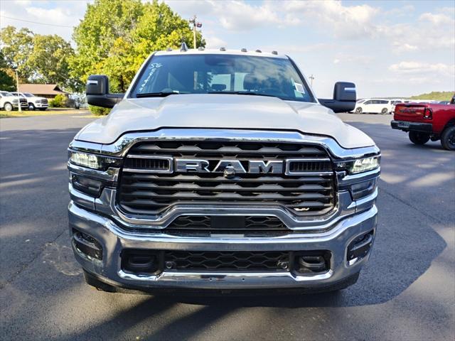 2025 RAM Ram 2500 RAM 2500 TRADESMAN CREW CAB 4X4 64 BOX