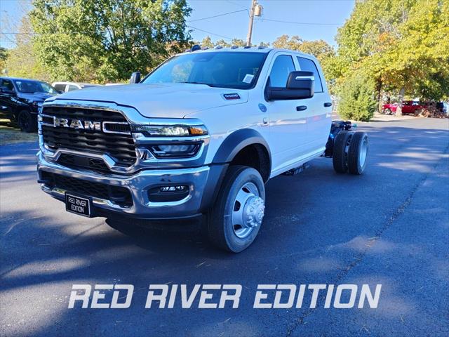 2025 RAM Ram 5500 Chassis Cab RAM 5500 TRADESMAN CHASSIS CREW CAB 4X4 60 CA 2025 RAM Ram 5500 Chassis Cab RAM 5500 TRADESMAN CHASSIS CREW CAB 4X4 60 CA