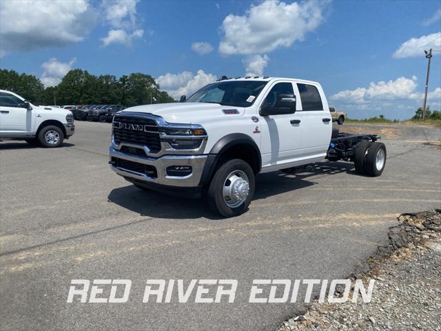 2025 RAM Ram 5500 Chassis Cab RAM 5500 TRADESMAN CHASSIS CREW CAB 4X4 84 CA
