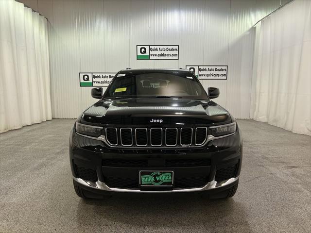 2025 Jeep Grand Cherokee GRAND CHEROKEE L LAREDO X 4X4