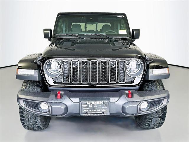 2025 Jeep Gladiator GLADIATOR RUBICON 4X4