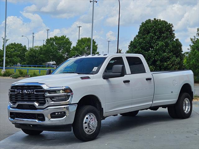 2025 RAM Ram 3500 RAM 3500 TRADESMAN CREW CAB 4X4 8 BOX