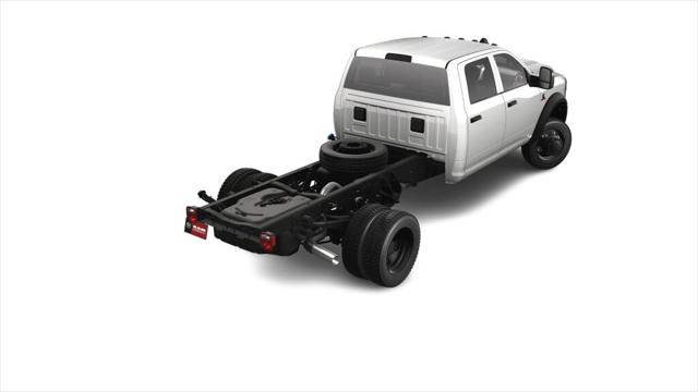 2025 RAM Ram 5500 Chassis Cab RAM 5500 TRADESMAN CHASSIS CREW CAB 4X4 60 CA