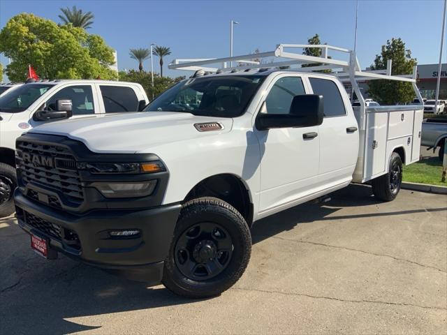 2025 RAM Ram 3500 Chassis Cab RAM 3500 TRADESMAN CREW CAB CHASSIS 4X2 60 CA