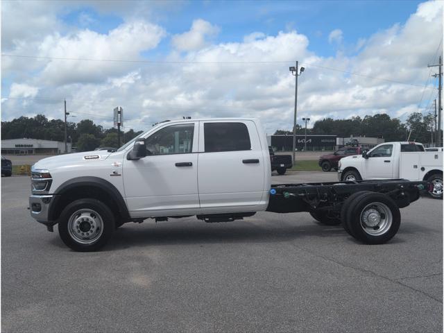 2025 RAM Ram 5500 Chassis Cab RAM 5500 TRADESMAN CHASSIS CREW CAB 4X4 60 CA