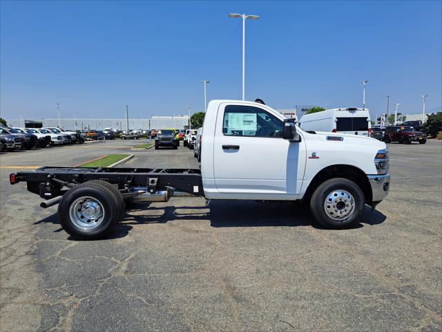 2025 RAM Ram 3500 Chassis Cab RAM 3500 TRADESMAN CHASSIS REGULAR CAB 4X2 60 CA 2025 RAM Ram 3500 Chassis Cab RAM 3500 TRADESMAN CHASSIS REGULAR CAB 4X2 60 CA