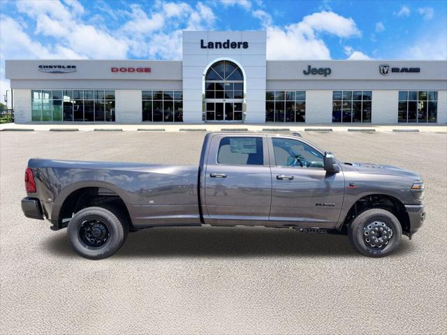 2025 RAM Ram 3500 RAM 3500 LARAMIE CREW CAB 4X4 8 BOX