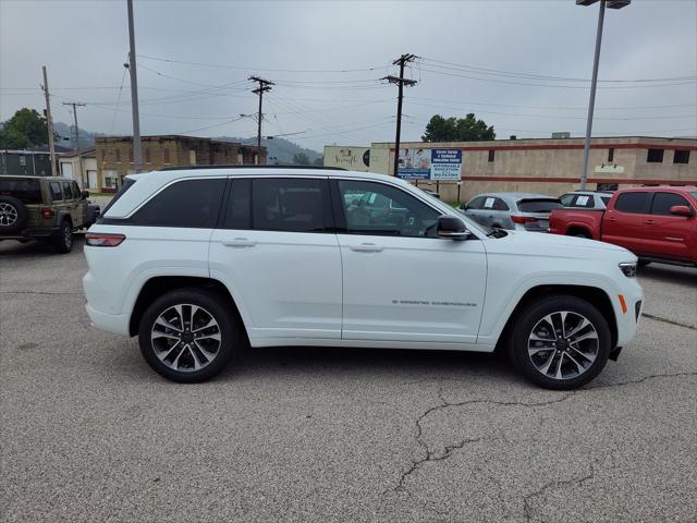 2025 Jeep Grand Cherokee GRAND CHEROKEE OVERLAND 4X4