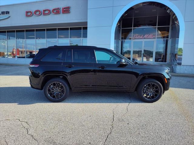 2025 Jeep Grand Cherokee GRAND CHEROKEE SUMMIT RESERVE 4X4